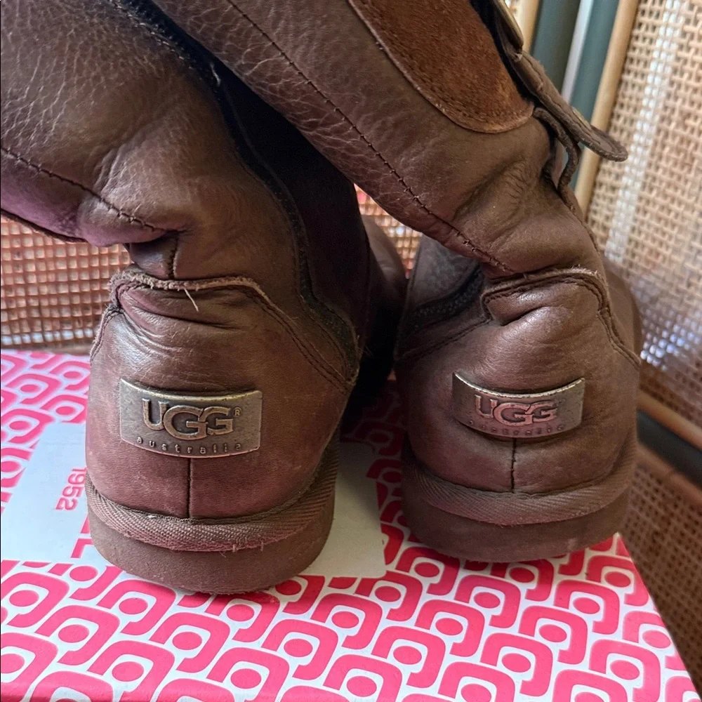 Vintage UGG Chestnut Leather Ankle Boots - Picture 2 of 6
